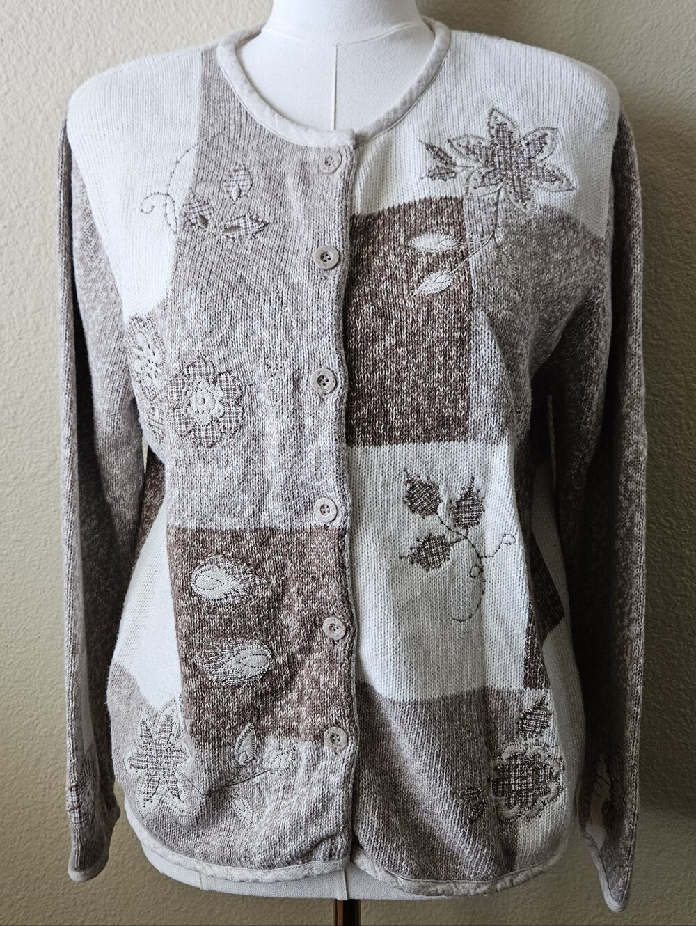 VINTAGE CHRISTOPHER BANKS COTTAGECORE PATCHWORK EMBROIDERED KNIT CARDIGAN (L)